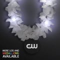 White Flower Light Up Lei with Medallion