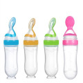 Baby squeeze spoon feeder