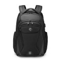SwissDigital® Kangaroo Lightweight Water-Repellent Backpack