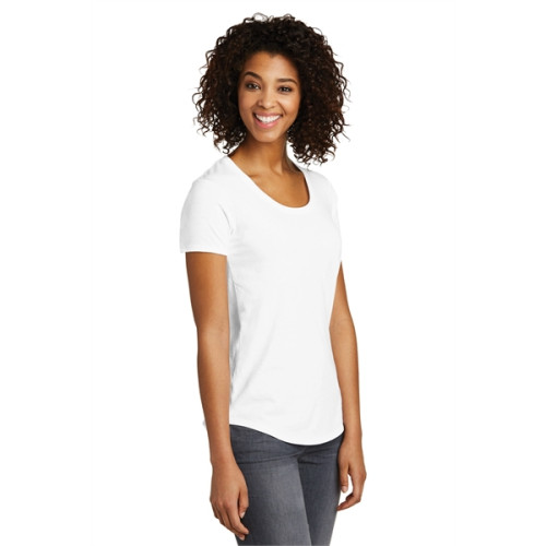District Women's Fitted Very Important Tee Scoop Neck.