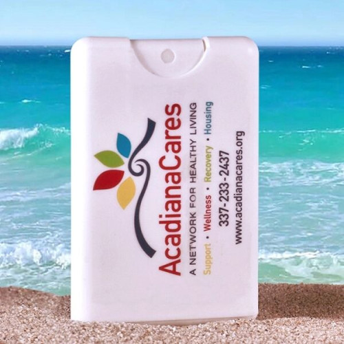 Broad Spectrum SPF 30 Sunscreen Spray in Solid White Credit