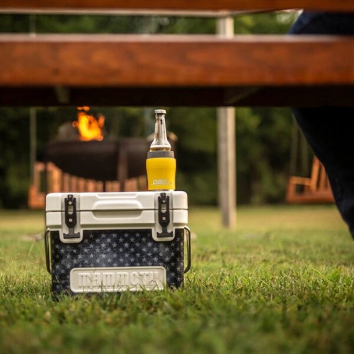 MAMMOTH® 12 OZ. CHILLSKI CAN COOLER