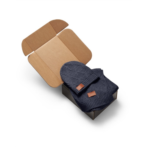 Trellis Knit Bundle And Go Gift Set