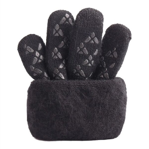 Non-Slip Gloves W/ 3 Finger Touch