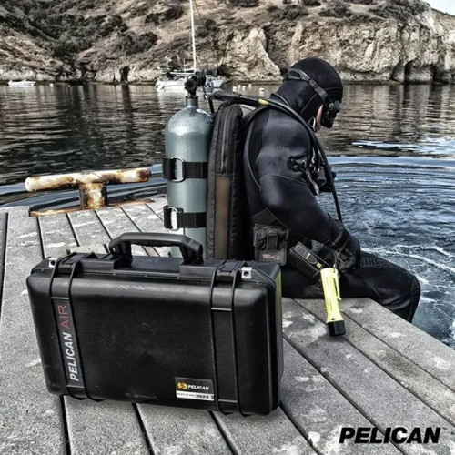 Pelican™ 1525 Air Case