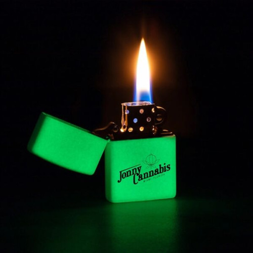 GLOW IN THE DARK WINDPROOF ZIPPO® LIGHTER