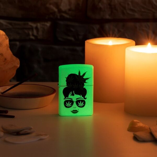 GLOW IN THE DARK WINDPROOF ZIPPO® LIGHTER