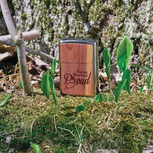 ZIPPO® WOODCHUCK USA CEDAR WINDPROOF LIGHTER