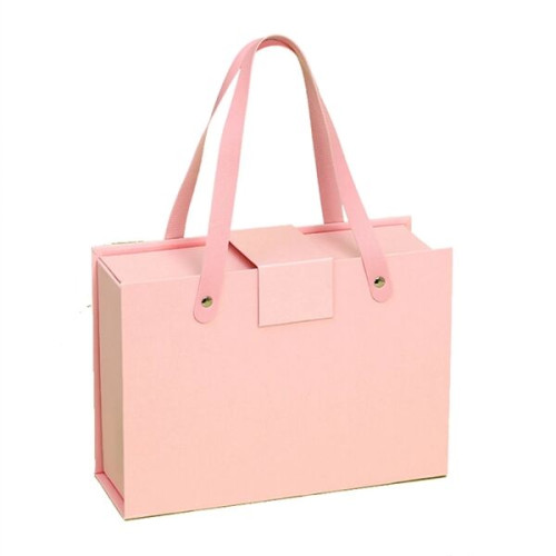 Magnetic Closure Collapsible Gift Box