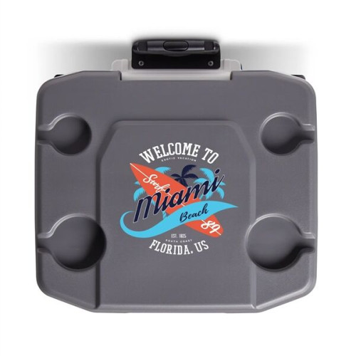 Igloo Latitude 60 Quart Roller Cooler 