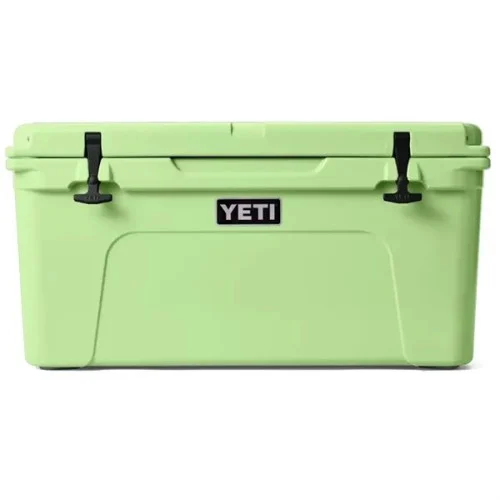 65 QT YETI® Tundra Hard Cooler Ice Chest (30.8" x 16")