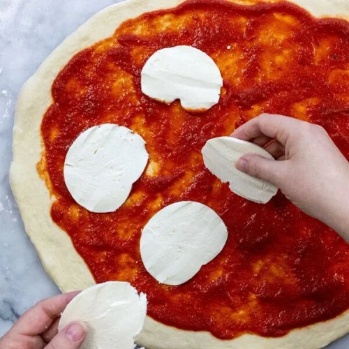 FarmSteady Margherita Pizza DIY & Board Gift Set