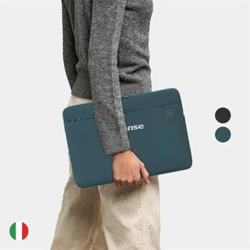 TUCANO® Italy Anti-Slip Modern Business 16" Laptop Sleeve