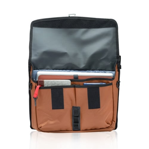 Tours Laptop Messenger Bags