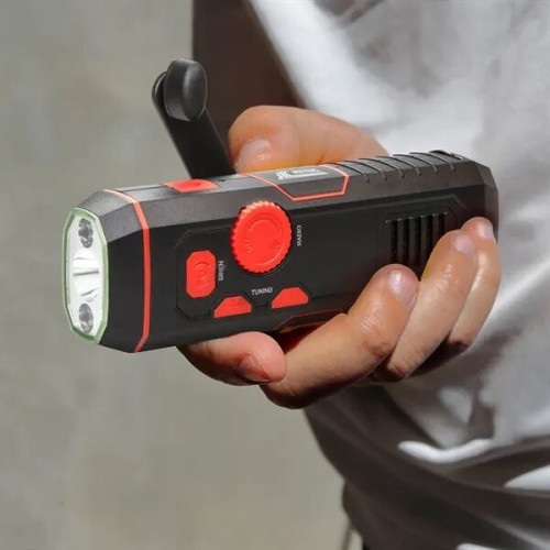 Crank Flashlight/Radio