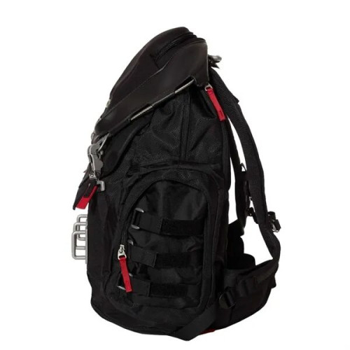 Oakley - 34L Kitchen Sink Backpack