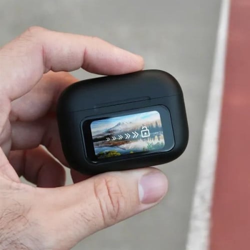 Showoff LCD Screen Wireless Earbuds