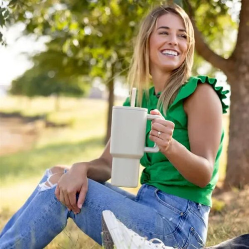 30 oz Simple Modern® Stainless Steel Insulated Trek Tumbler