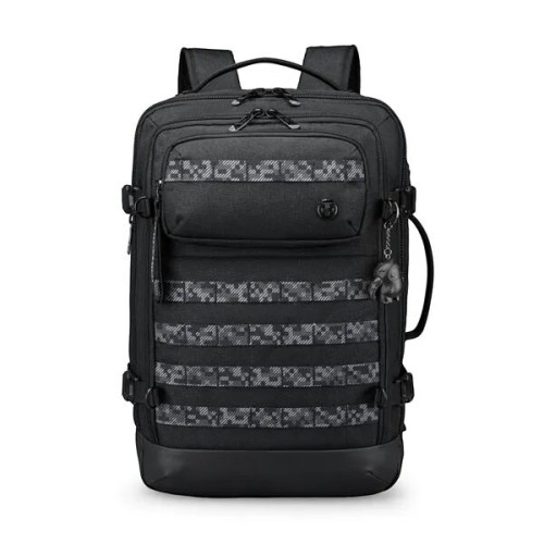 SwissDigital® BERG PRO USB Charging Port Camera Backpack