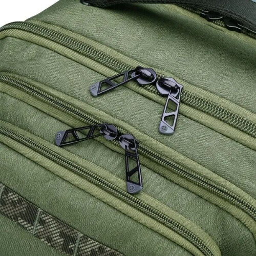 SwissDigital® BERG PRO USB Charging Port Camera Backpack