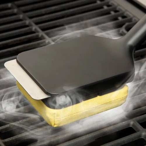 Cuisinart Outdoors™ Grill Renew Steam Cleaner Brush