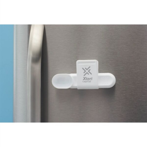 Magnetic Chip Clip with Scoop