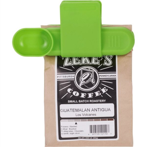 Magnetic Chip Clip with Scoop