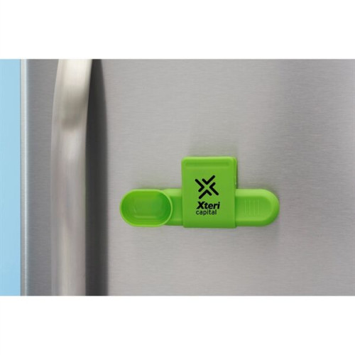 Magnetic Chip Clip with Scoop