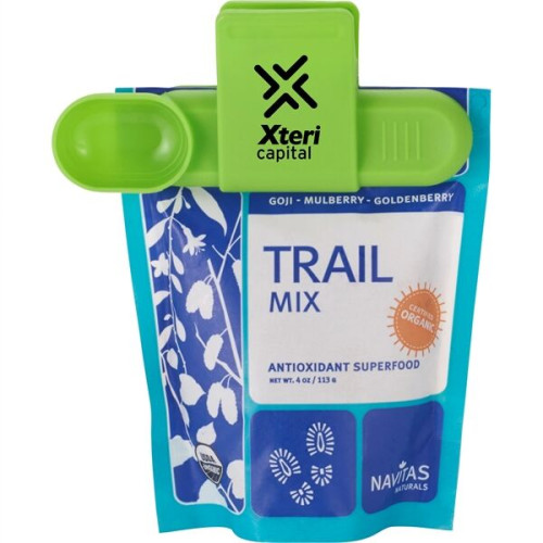 Magnetic Chip Clip with Scoop