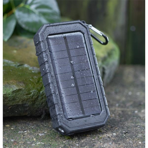 High Sierra® IPX 5 Solar Fast Wireless Power Bank